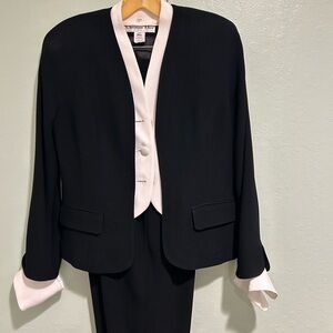 Dior Elegant Black Blazer with White Trim